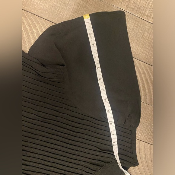 CeCe pleated short sleeve blouse - Picture 7 of 7